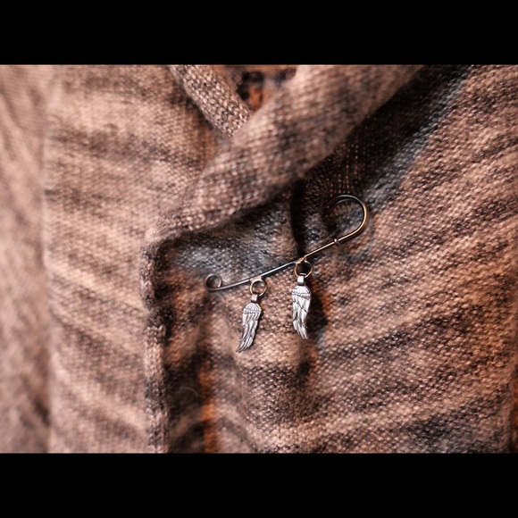 cardigan - Picture 8 of 8